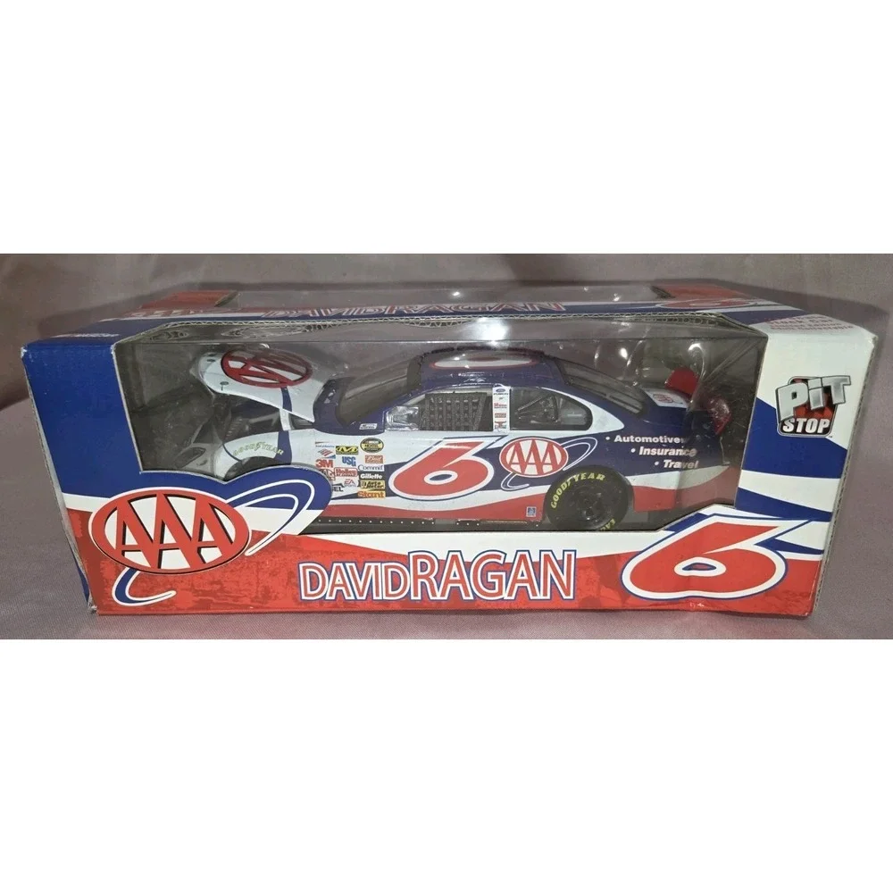 Scale 1:24 David Ragan #6 AAA 2007 Action NASCAR Die-cast Car
